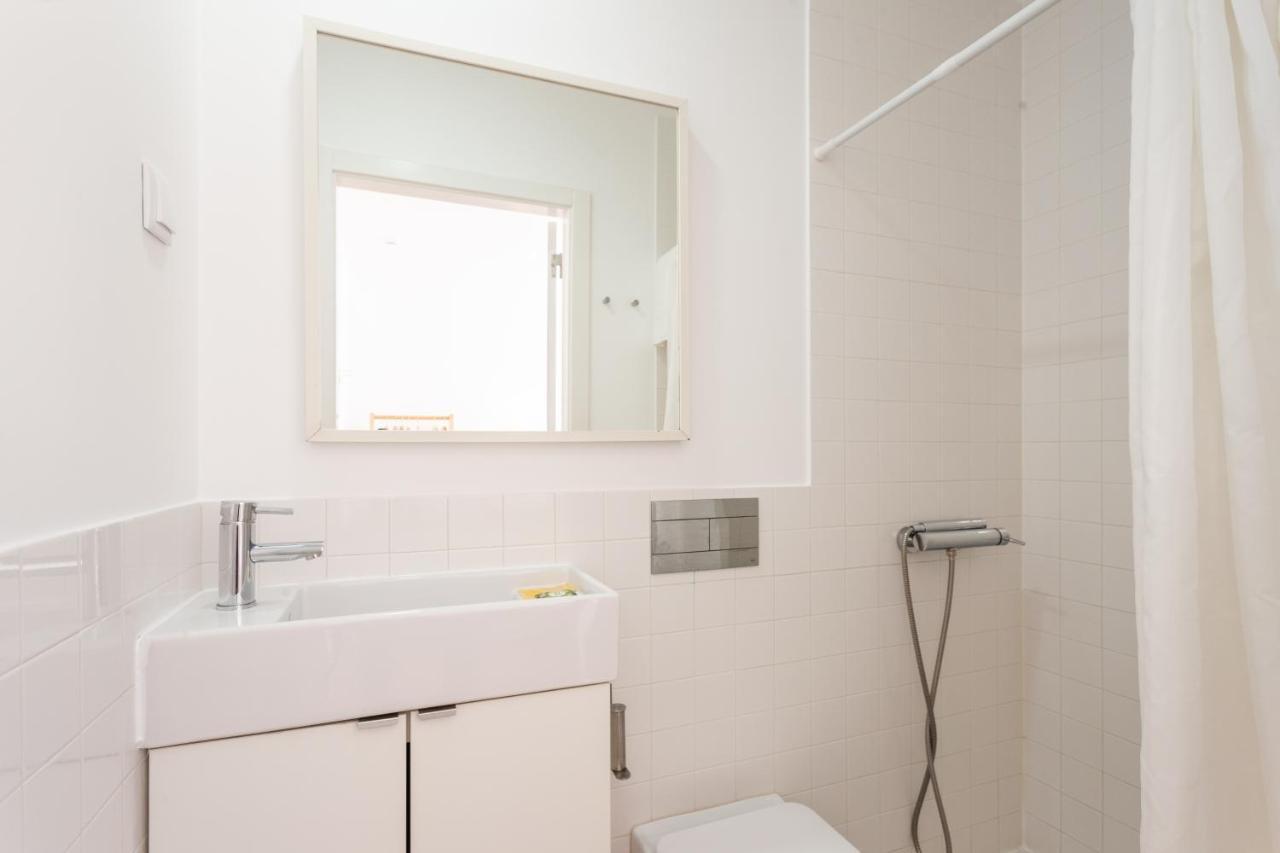 Blue Buddha Beach Rooms & Suites Ericeira Ngoại thất bức ảnh
