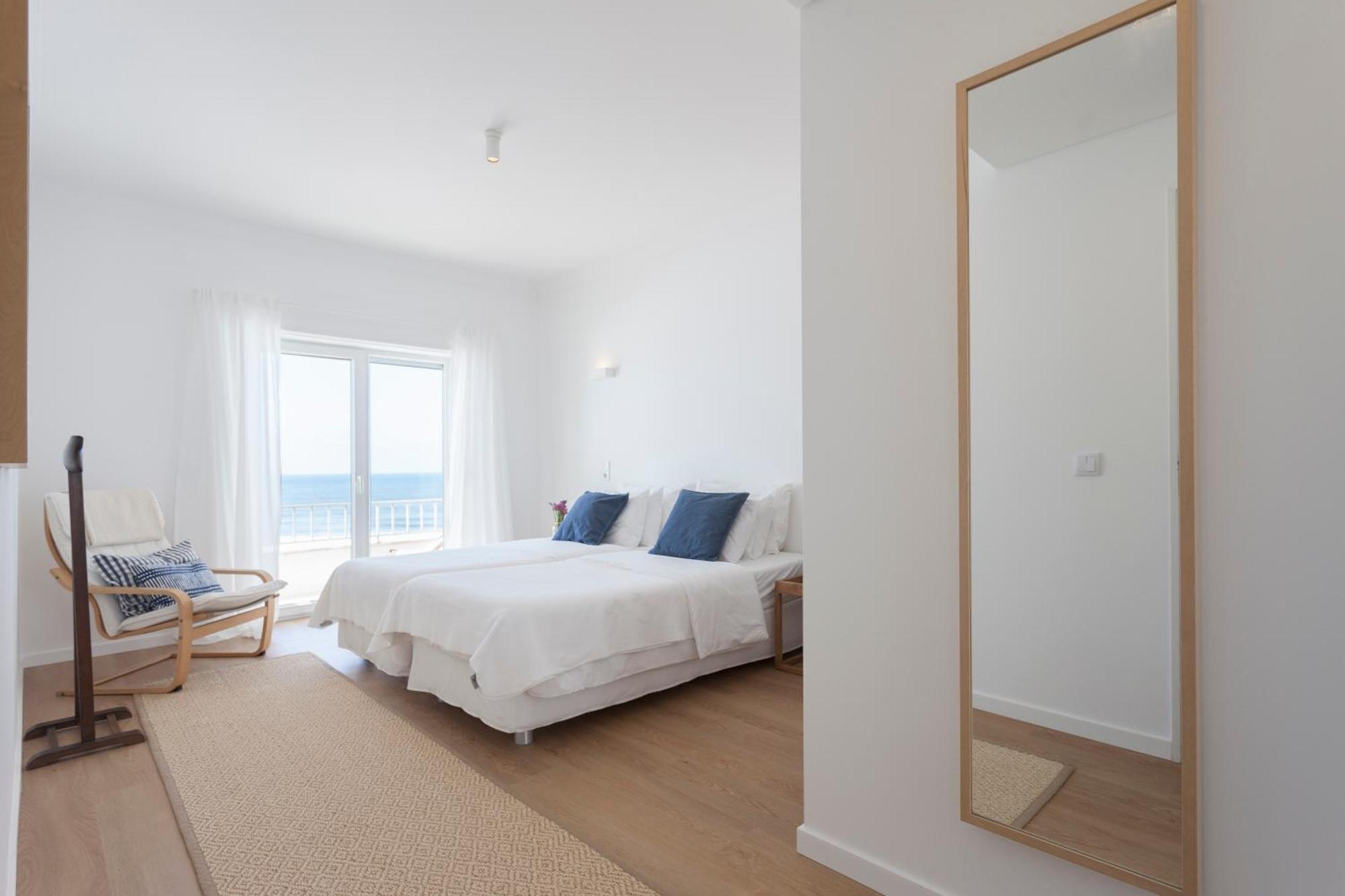 Blue Buddha Beach Rooms & Suites Ericeira Ngoại thất bức ảnh