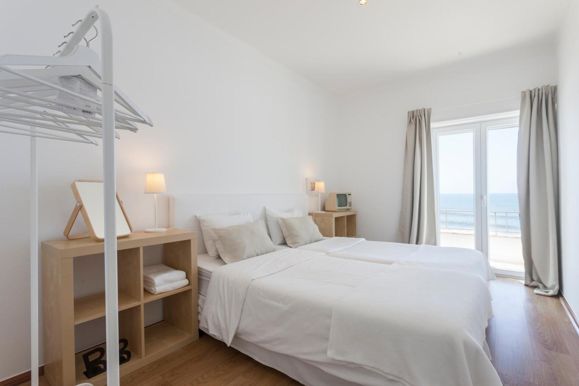 Blue Buddha Beach Rooms & Suites Ericeira Ngoại thất bức ảnh