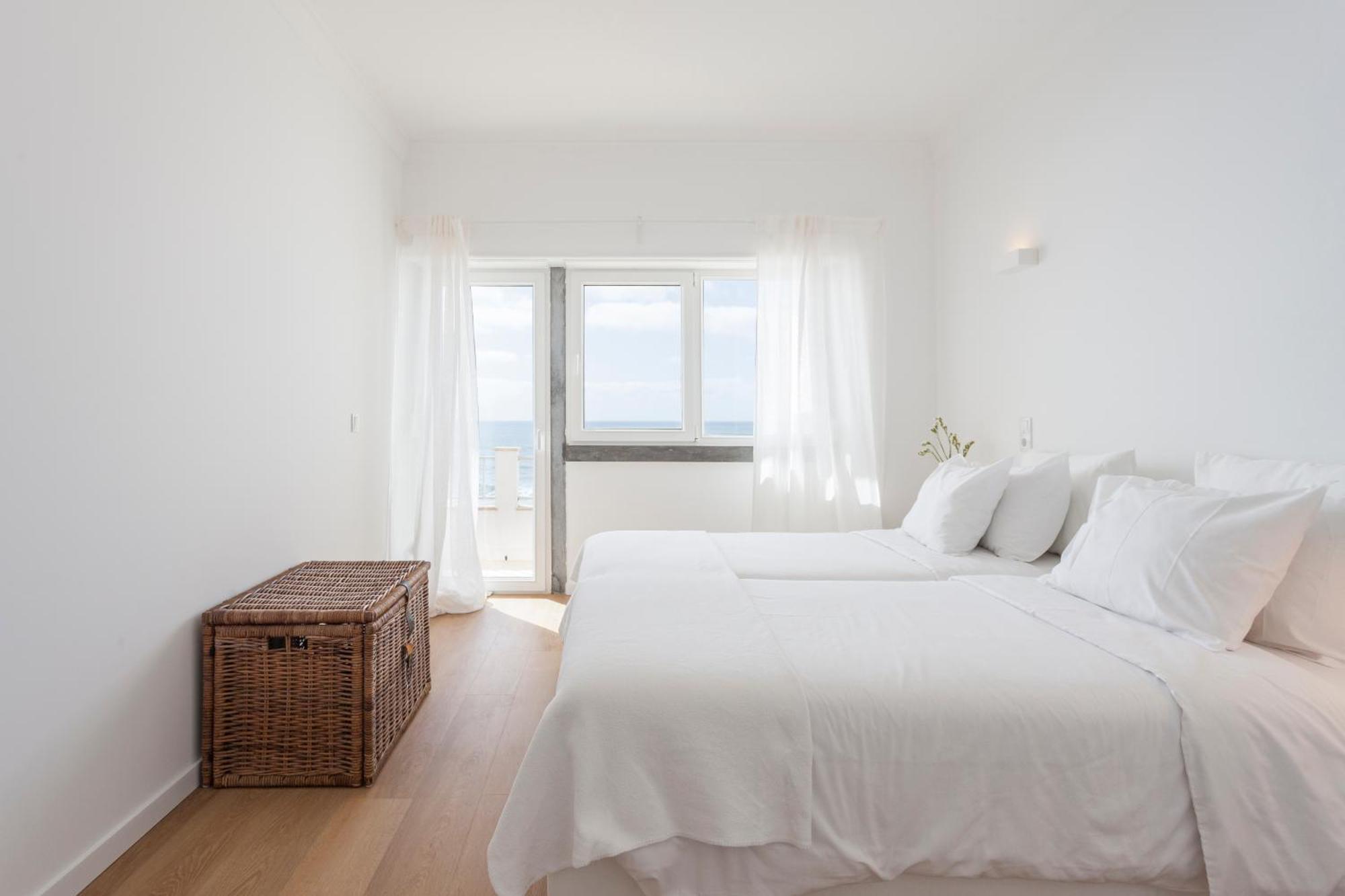 Blue Buddha Beach Rooms & Suites Ericeira Ngoại thất bức ảnh
